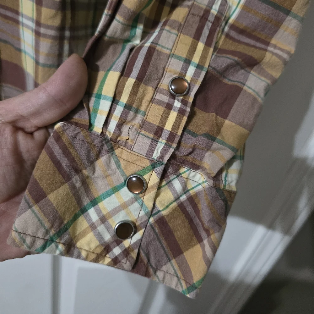 Y2K Green Oak Pearl Snap Brown & Green Plaid Long Sleeve Western Shirt, XL.